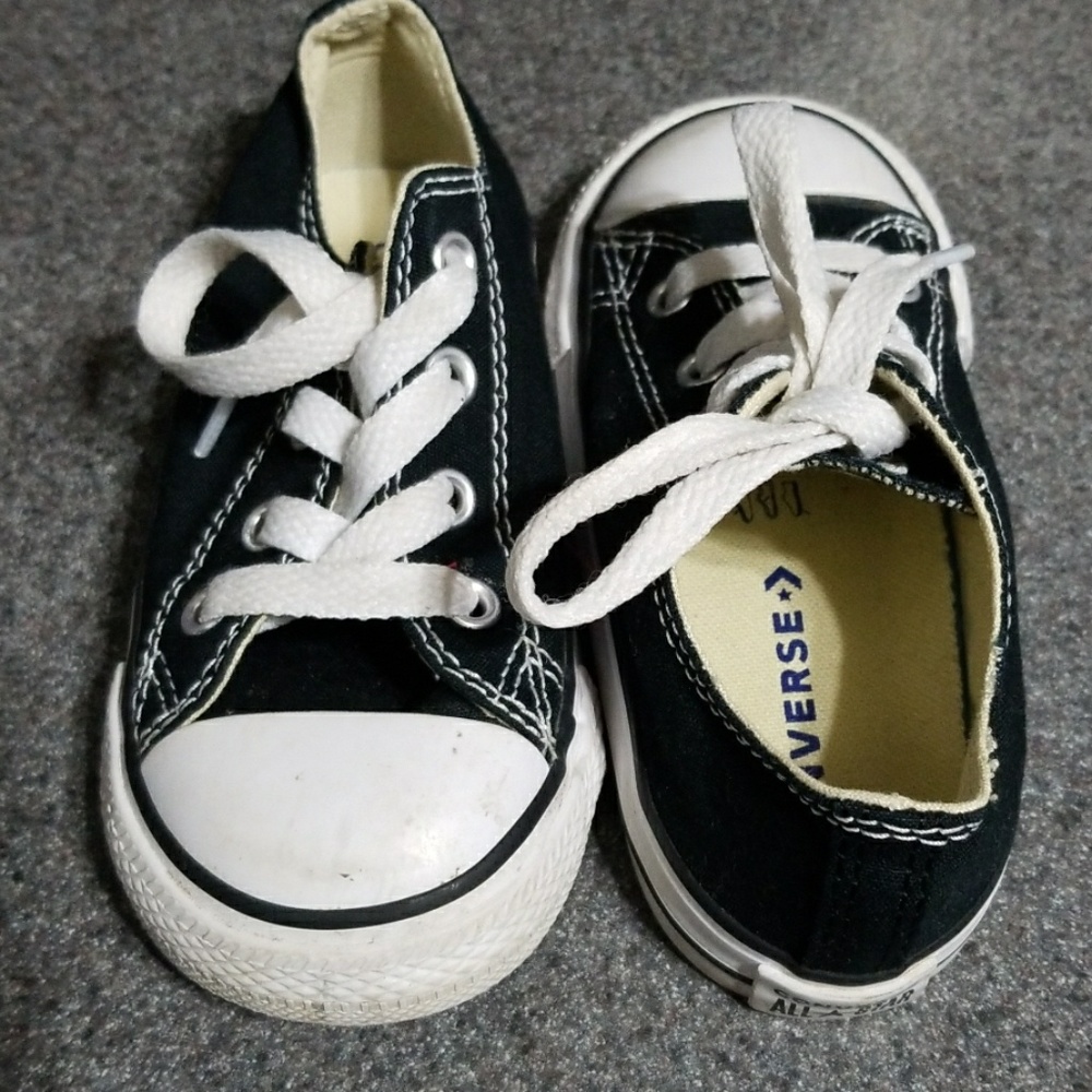 Toddler Black Converse